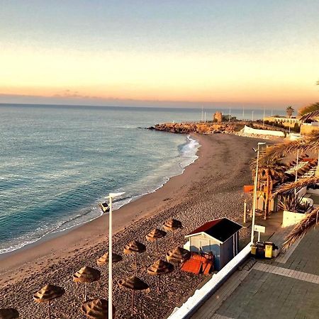 Super Front Line Modern New Apartm Nerja Extérieur photo