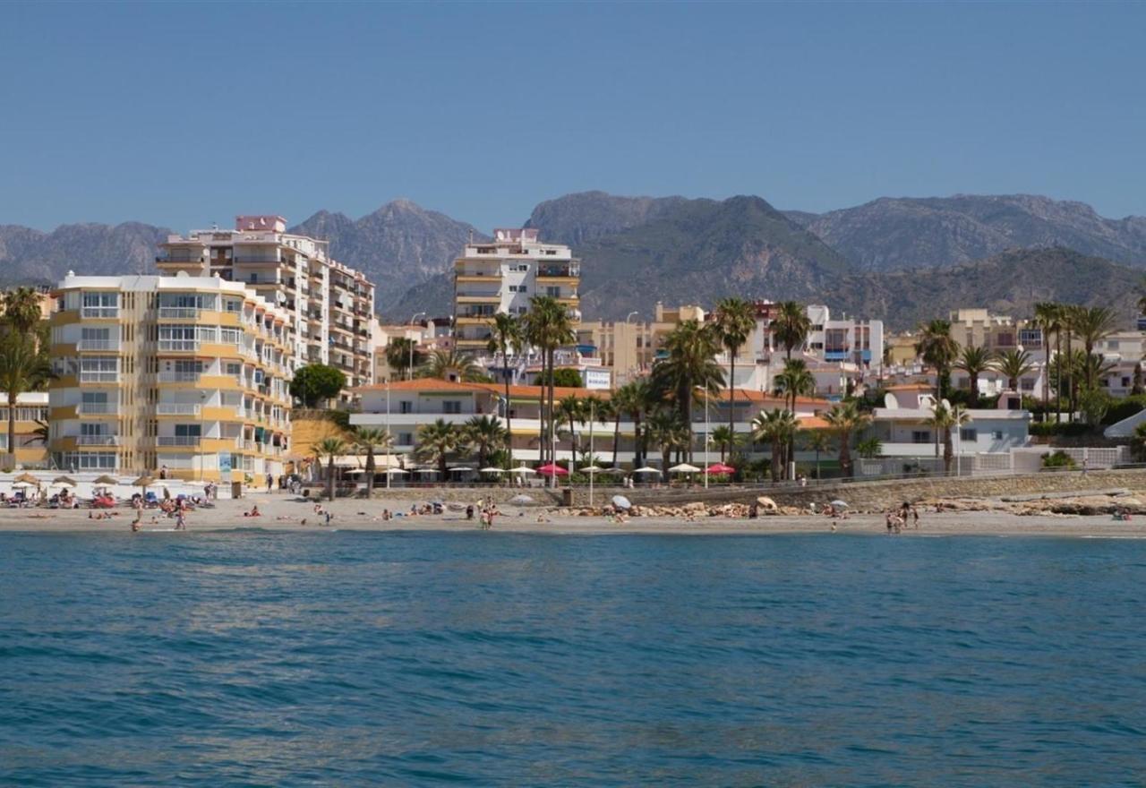 Super Front Line Modern New Apartm Nerja Extérieur photo