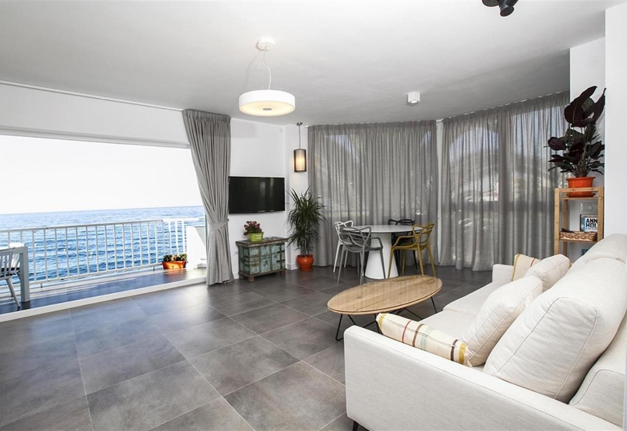 Super Front Line Modern New Apartm Nerja Extérieur photo