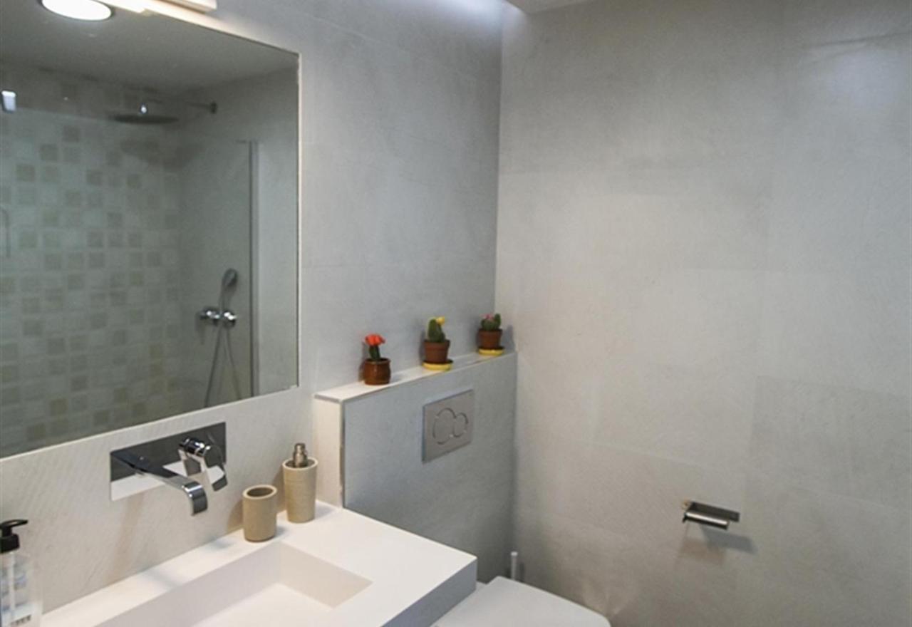 Super Front Line Modern New Apartm Nerja Extérieur photo
